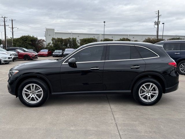 2023 Mercedes-Benz GLC 300