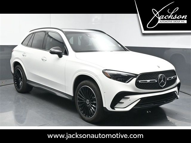 2023 Mercedes-Benz GLC 300