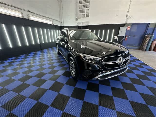 2023 Mercedes-Benz GLC 300