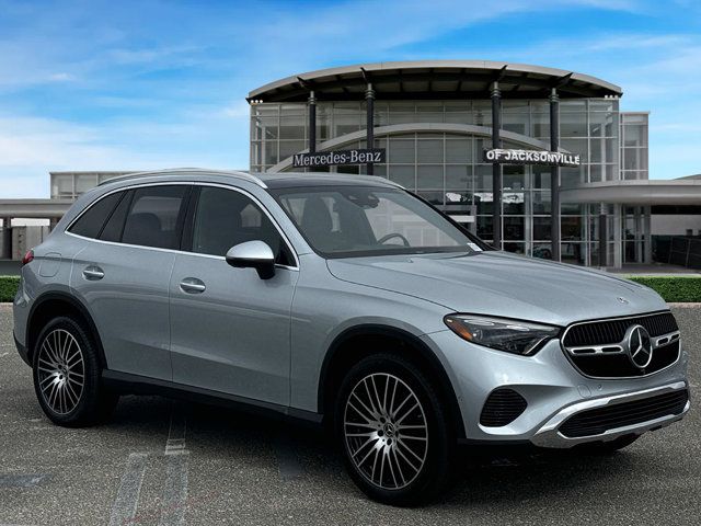 2023 Mercedes-Benz GLC 300