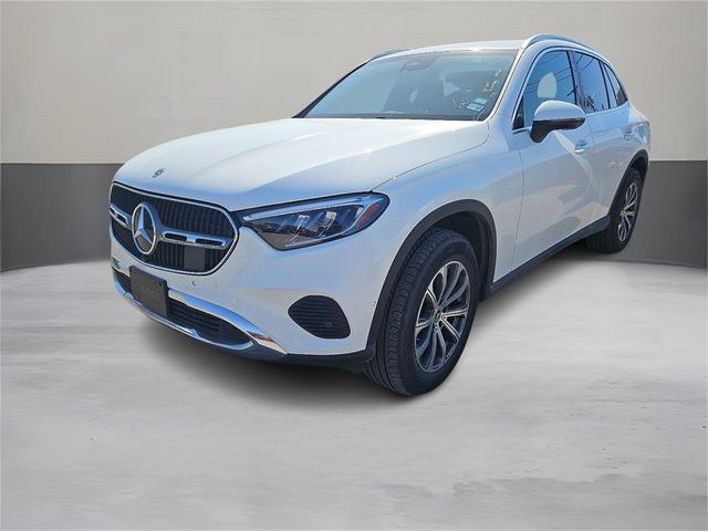 2023 Mercedes-Benz GLC 300