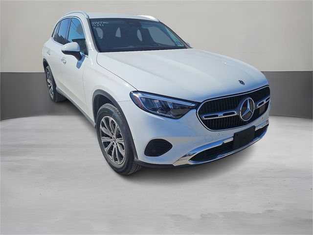 2023 Mercedes-Benz GLC 300