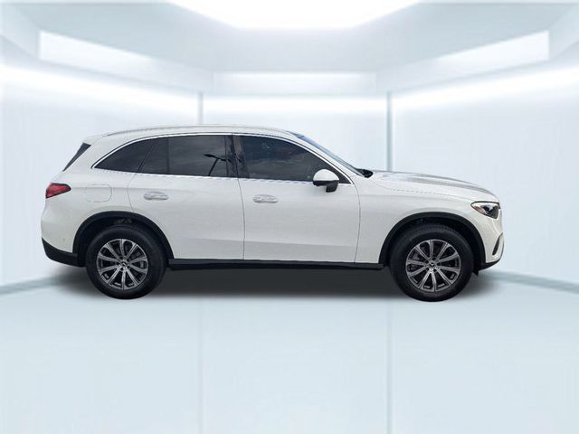 2023 Mercedes-Benz GLC 300