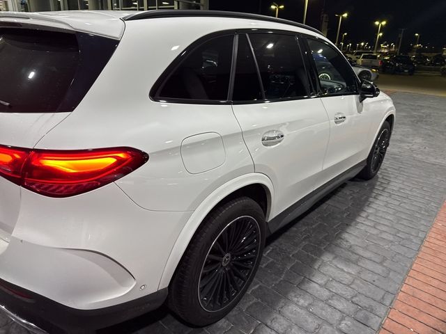 2023 Mercedes-Benz GLC 300