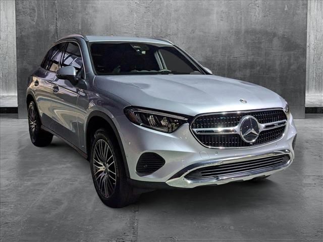 2023 Mercedes-Benz GLC 300