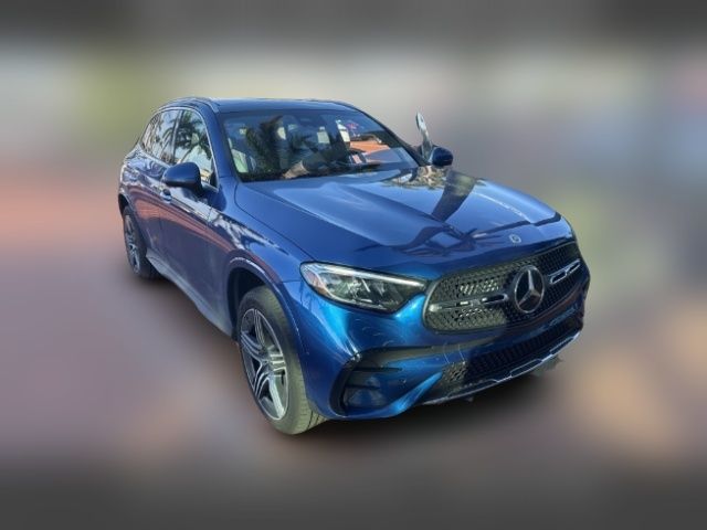 2023 Mercedes-Benz GLC 300