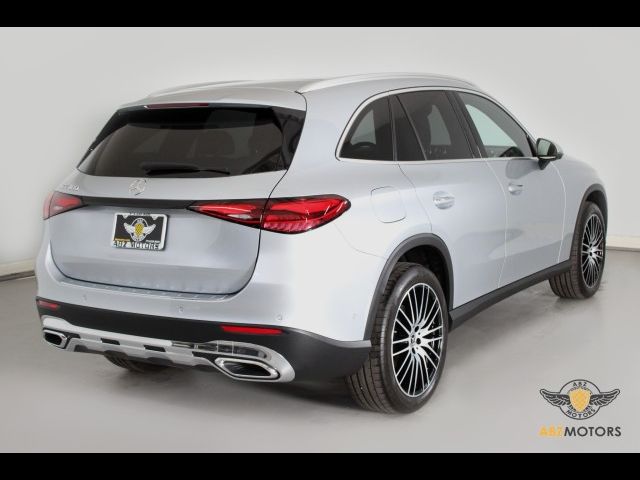 2023 Mercedes-Benz GLC 300