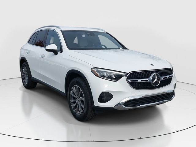 2023 Mercedes-Benz GLC 300