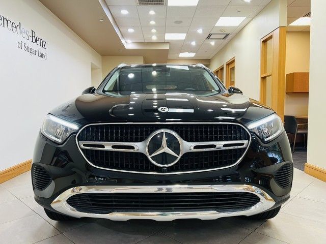 2023 Mercedes-Benz GLC 300