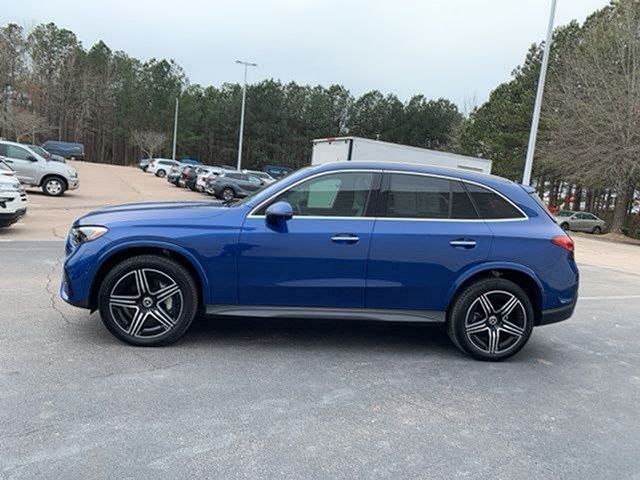 2023 Mercedes-Benz GLC 300