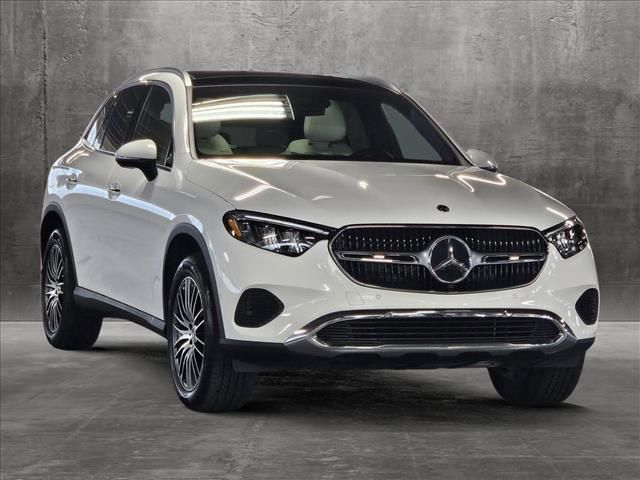 2023 Mercedes-Benz GLC 300