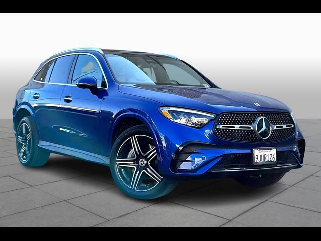 2023 Mercedes-Benz GLC 300