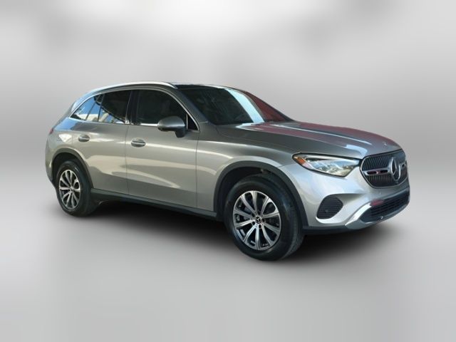 2023 Mercedes-Benz GLC 300