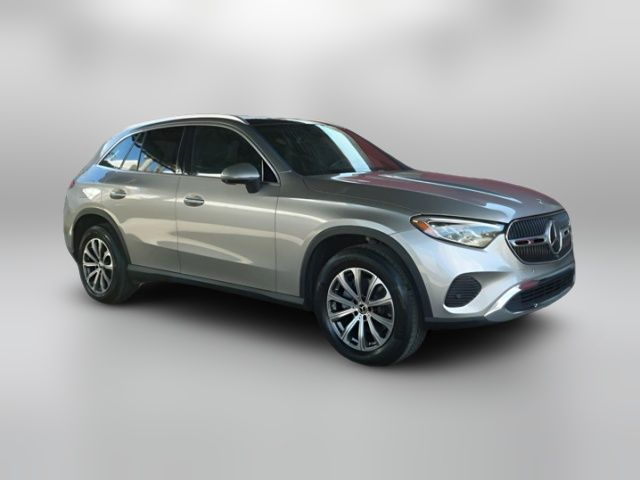 2023 Mercedes-Benz GLC 300
