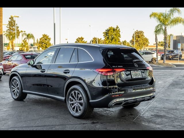 2023 Mercedes-Benz GLC 300