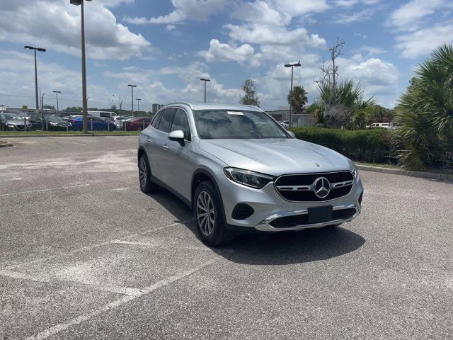 2023 Mercedes-Benz GLC 300