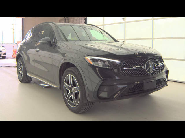 2023 Mercedes-Benz GLC 300