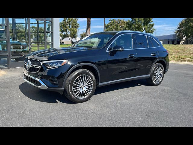 2023 Mercedes-Benz GLC 300