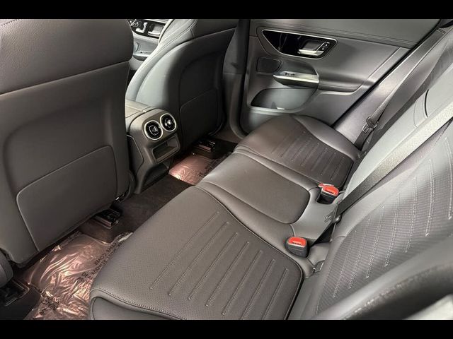 2023 Mercedes-Benz GLC 300