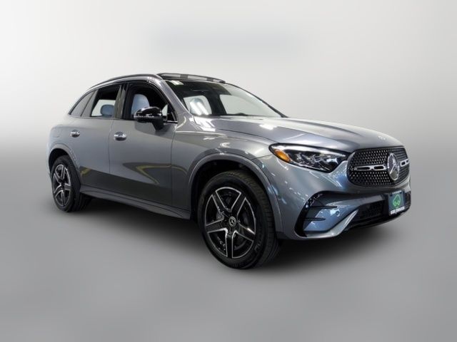 2023 Mercedes-Benz GLC 300