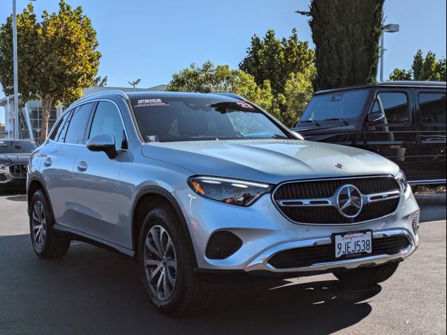 2023 Mercedes-Benz GLC 300