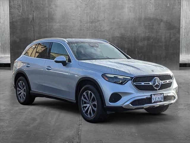 2023 Mercedes-Benz GLC 300