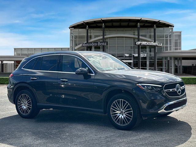 2023 Mercedes-Benz GLC 300