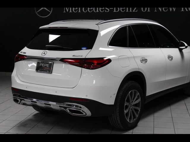 2023 Mercedes-Benz GLC 300