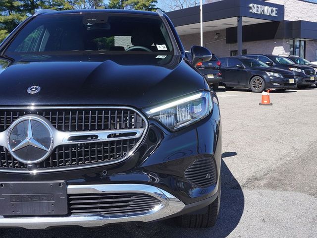 2023 Mercedes-Benz GLC 300