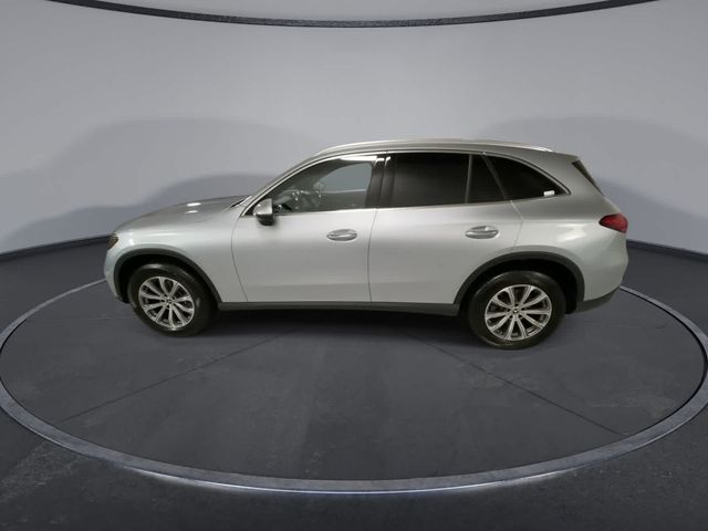 2023 Mercedes-Benz GLC 300