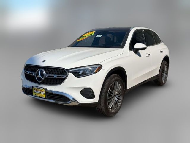 2023 Mercedes-Benz GLC 300