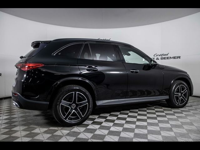 2023 Mercedes-Benz GLC 300