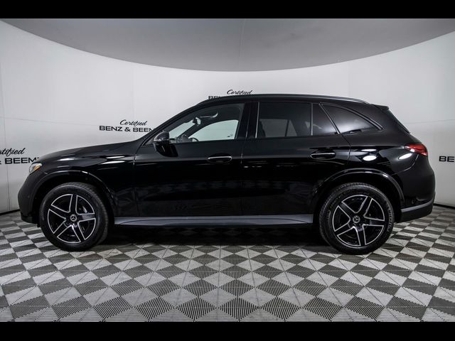 2023 Mercedes-Benz GLC 300