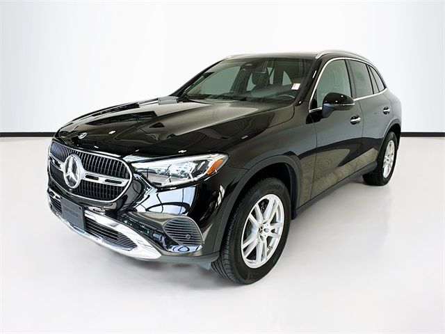 2023 Mercedes-Benz GLC 300