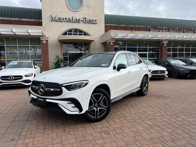 2023 Mercedes-Benz GLC 300