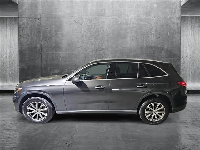 2023 Mercedes-Benz GLC 300