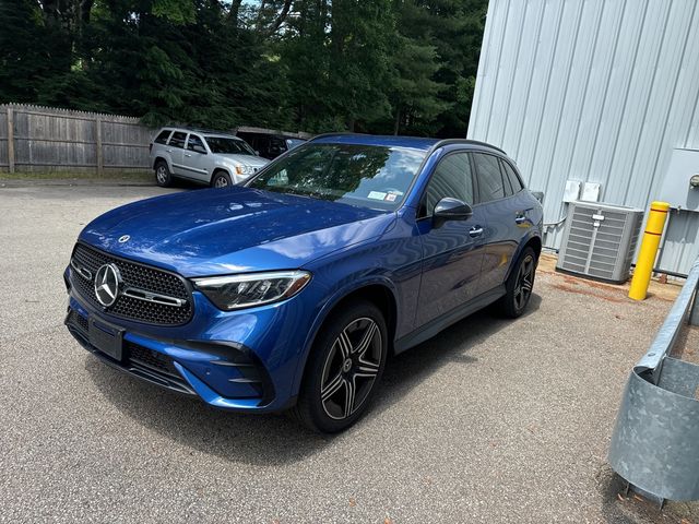 2023 Mercedes-Benz GLC 300