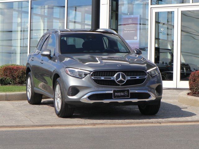 2023 Mercedes-Benz GLC 300