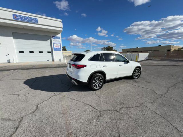 2023 Mercedes-Benz GLC 300