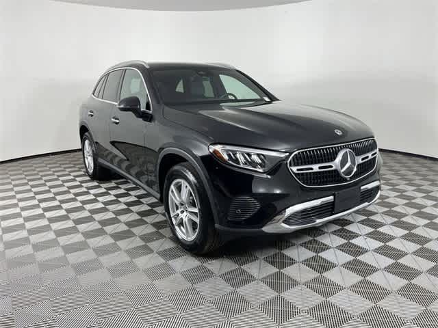 2023 Mercedes-Benz GLC 300