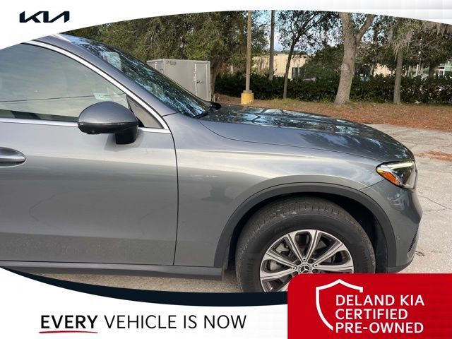 2023 Mercedes-Benz GLC 300