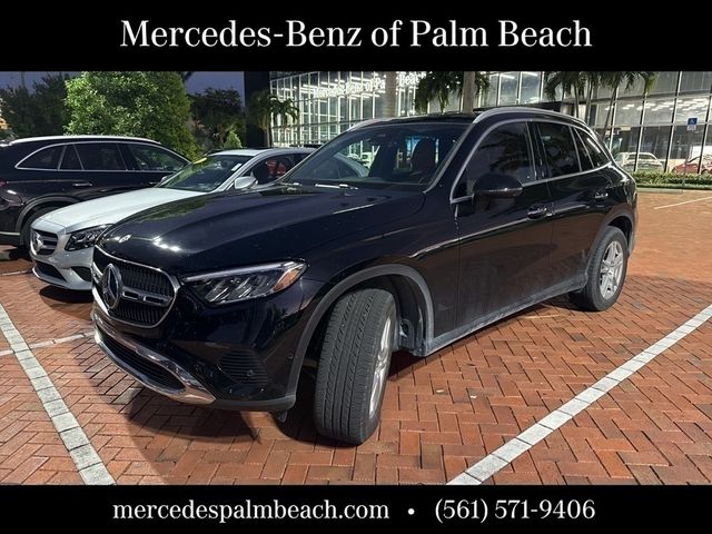 2023 Mercedes-Benz GLC 300