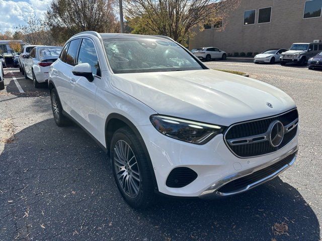 2023 Mercedes-Benz GLC 300