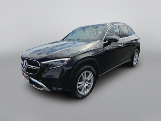 2023 Mercedes-Benz GLC 300