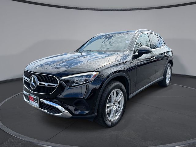 2023 Mercedes-Benz GLC 300