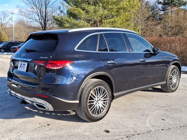 2023 Mercedes-Benz GLC 300