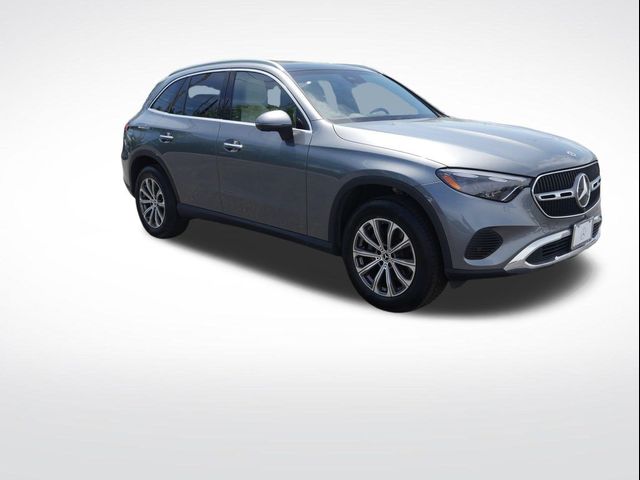 2023 Mercedes-Benz GLC 300