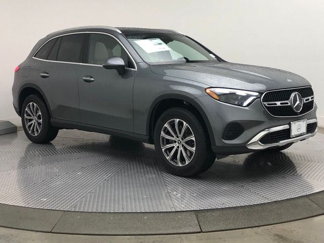 2023 Mercedes-Benz GLC 300