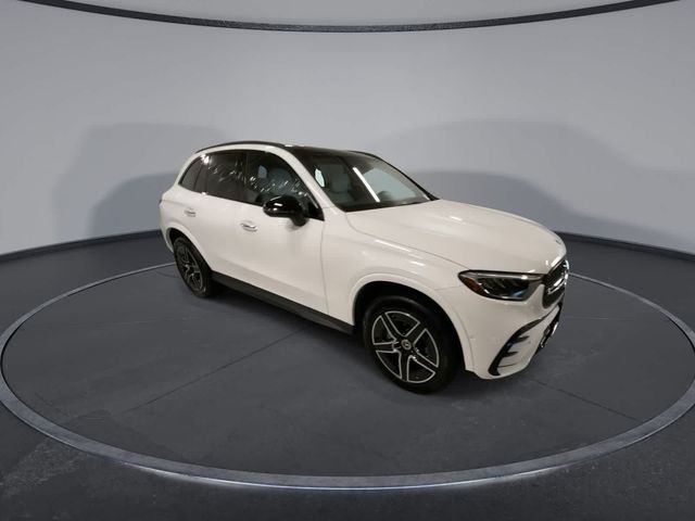 2023 Mercedes-Benz GLC 300