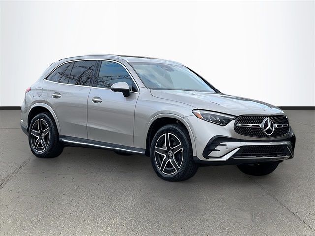 2023 Mercedes-Benz GLC 300